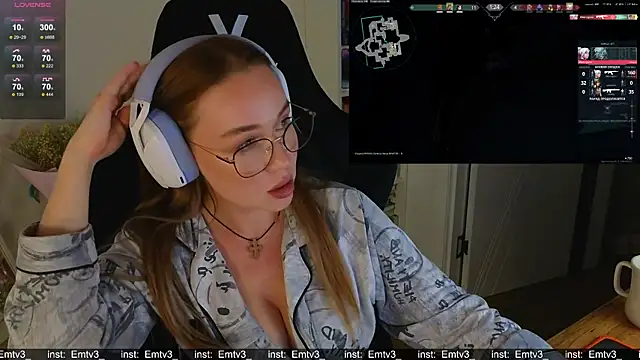 Emili1- live sex cam