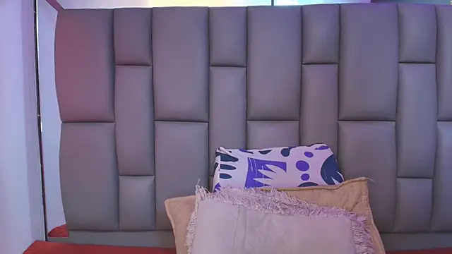 _MiaBrown_ live sex cam