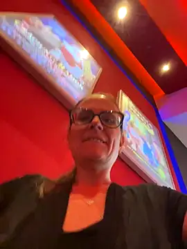 NataKitten live sex cam