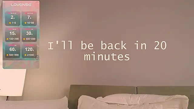 sexuallycorrecte live sex cam