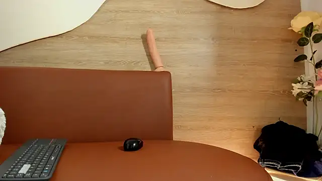 AMARA_BRUNET live sex cam