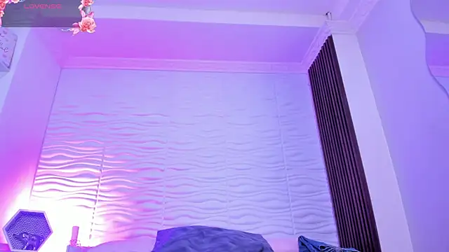 AudreyHayworth live sex cam