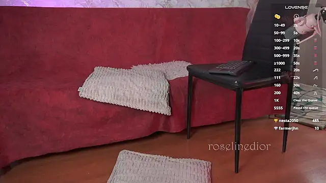 roselinedior live sex cam