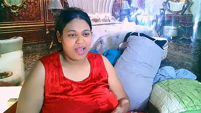 IndianYummy live sex cam