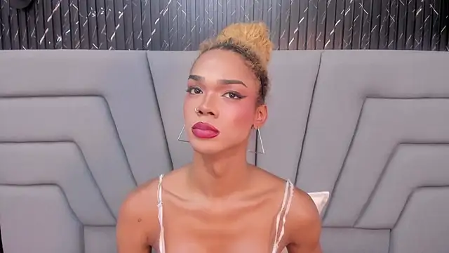 NaomiSteward live sex cam