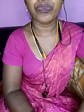 tamilammukuttyy live sex cam