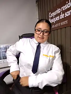 Cute_Penelope live sex cam