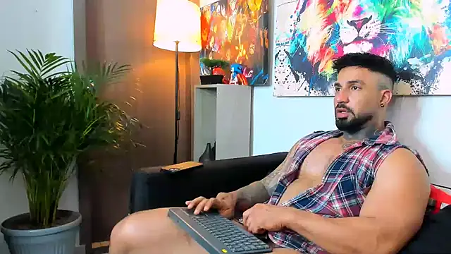 naugthy_dominant live sex cam