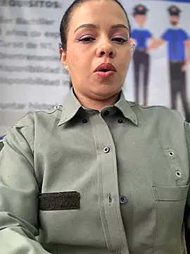 Ariana-07 live sex cam