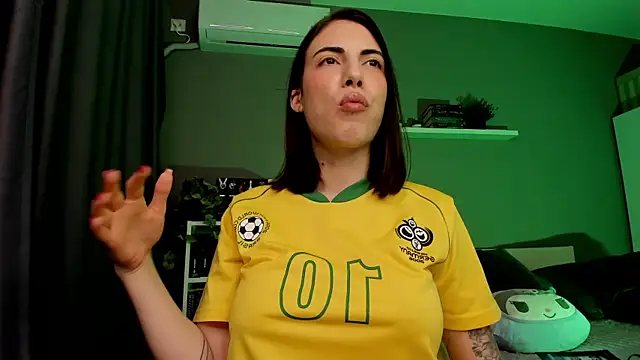 BaeBlossom live sex cam