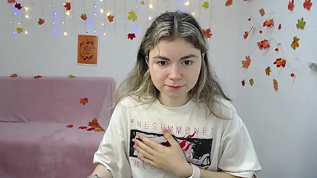 TinaRedly live sex cam