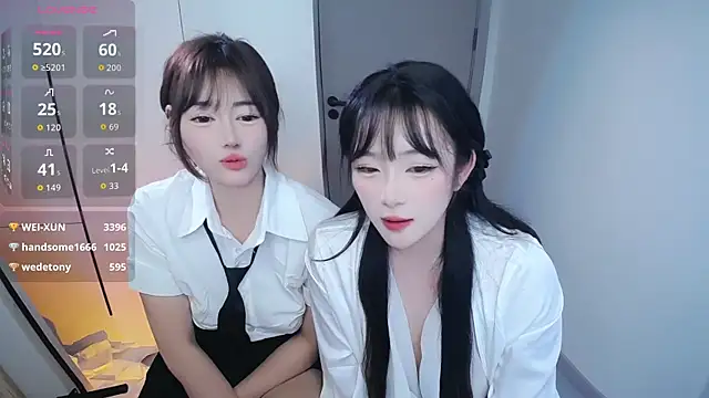 Follyise live sex cam