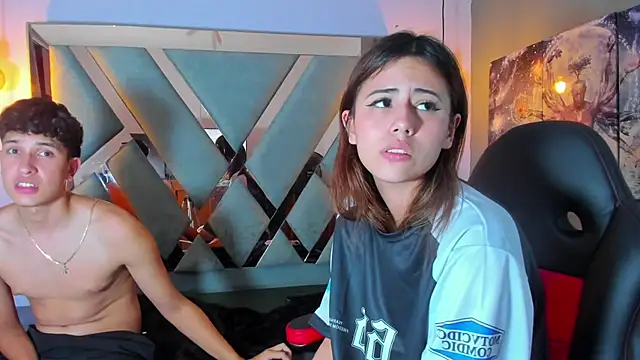 ChanellandMax live sex cam