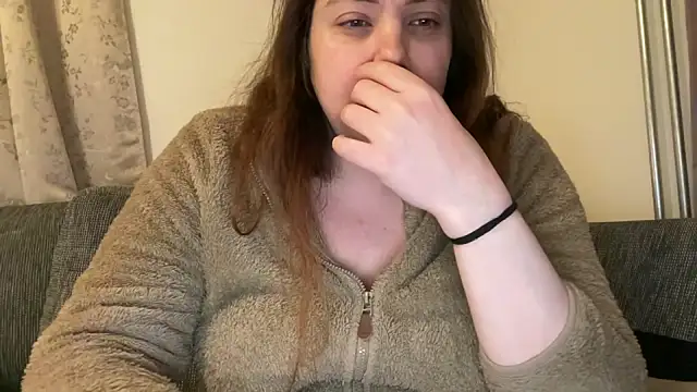 cumwithmee3 live sex cam