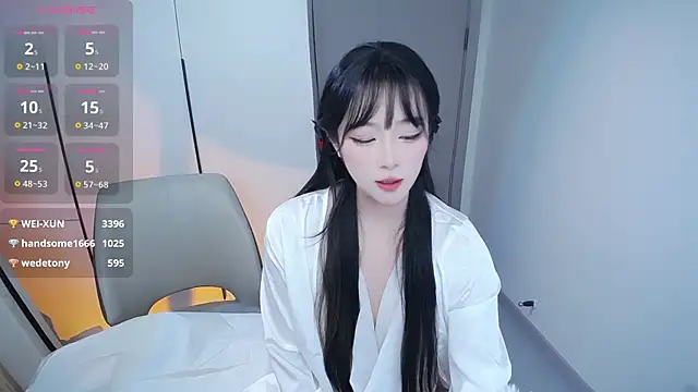 Follyise live sex cam