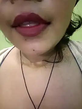 Lipstickss live sex cam