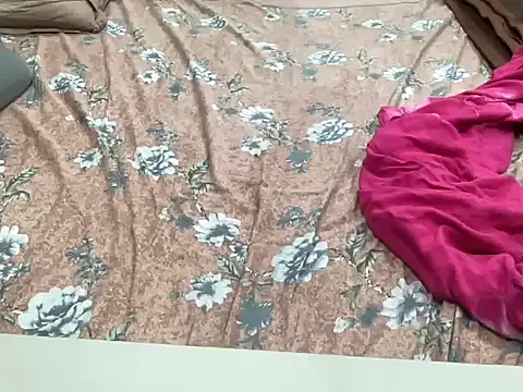 sassypooja live sex cam