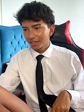 Leonarrrd_01 live sex cam