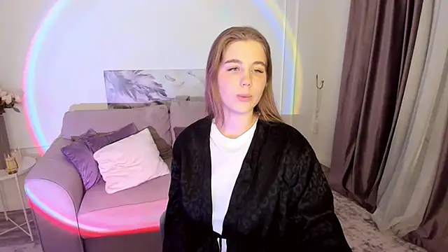 GoldenMirage live sex cam