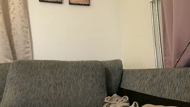 cumwithmee3 live sex cam