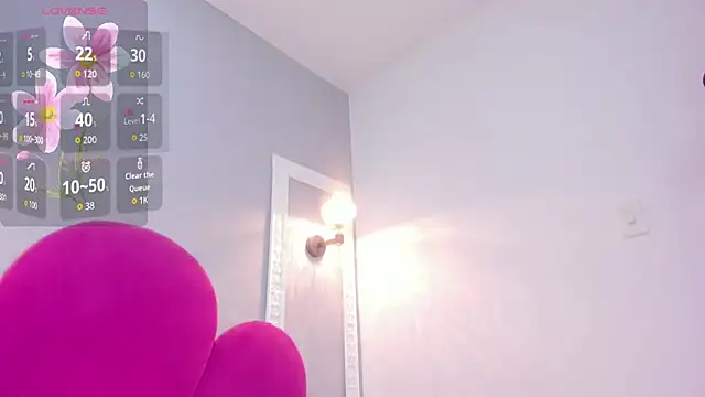 Bonniie_22 live sex cam