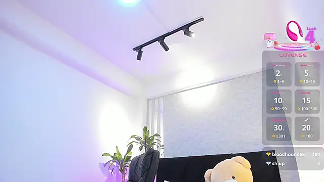 lily_cash1 live sex cam