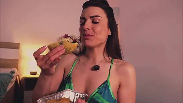 Misslullu live sex cam