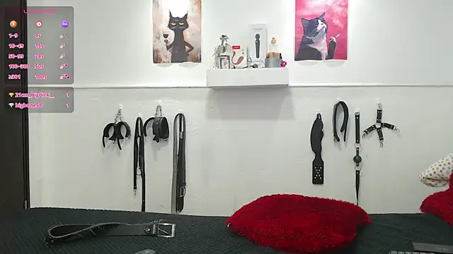 KinkyAllisonSub live sex cam