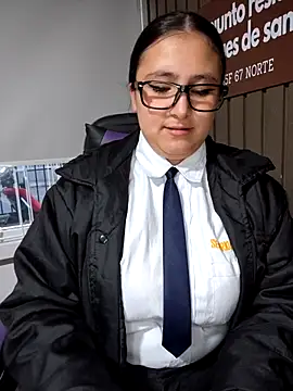 Cute_Penelope live sex cam