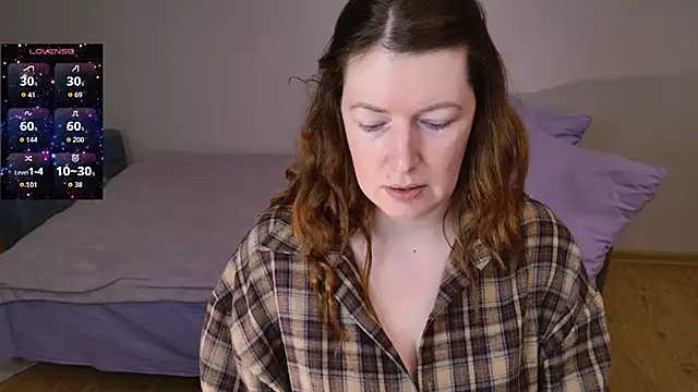 Kira_land live sex cam