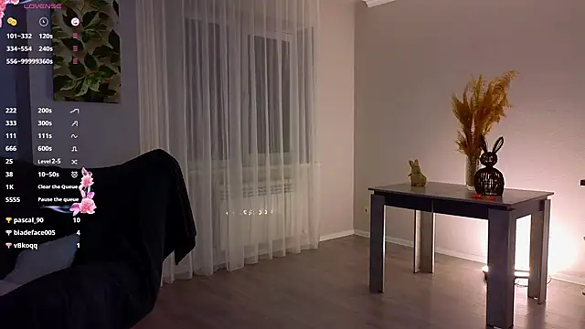 NyxaThorn live sex cam