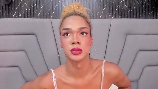 NaomiSteward live sex cam