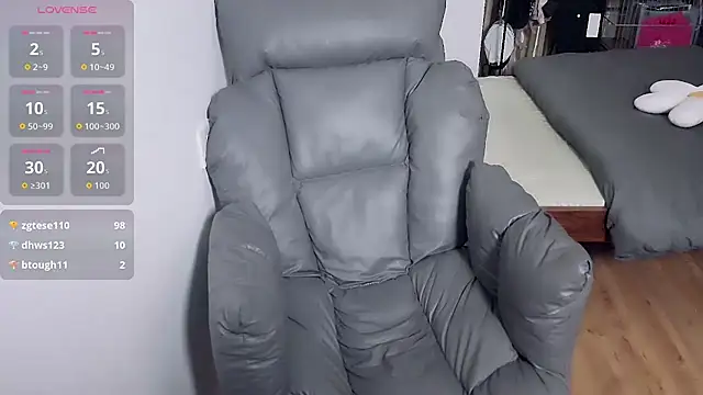 XIAOJIEBB-2025 live sex cam