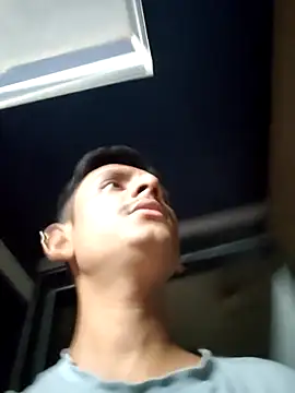 yung_cplz live sex cam