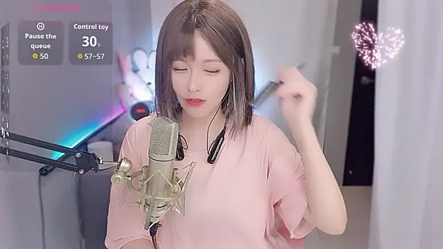 Tw_Sexynn live sex cam