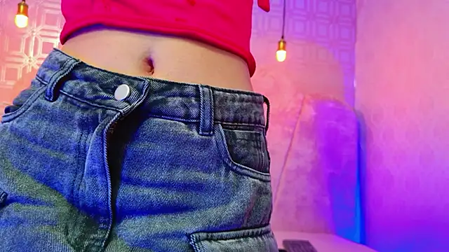 CharlotteandTaylorr live sex cam