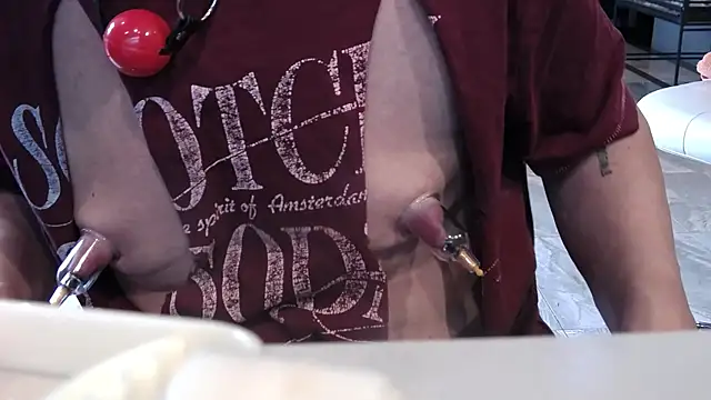 Toy-Daddy live sex cam