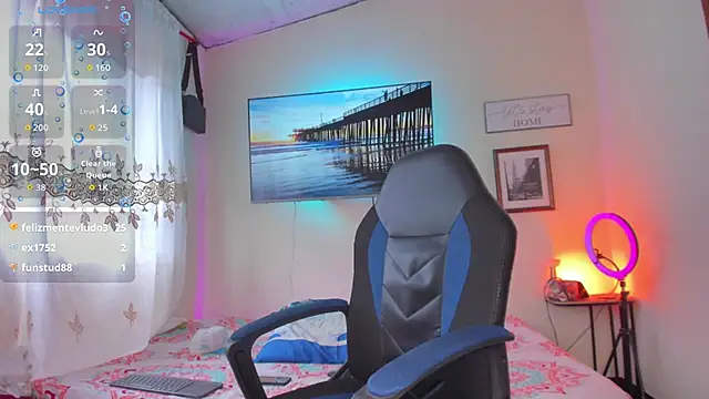 Ethantravis22 live sex cam