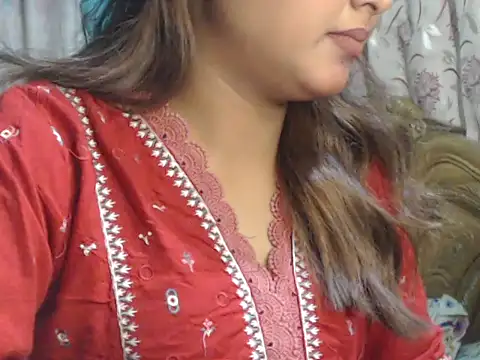 NancyRuvi live sex cam