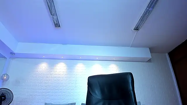 violet_scott live sex cam