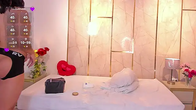 TylerBloom live sex cam