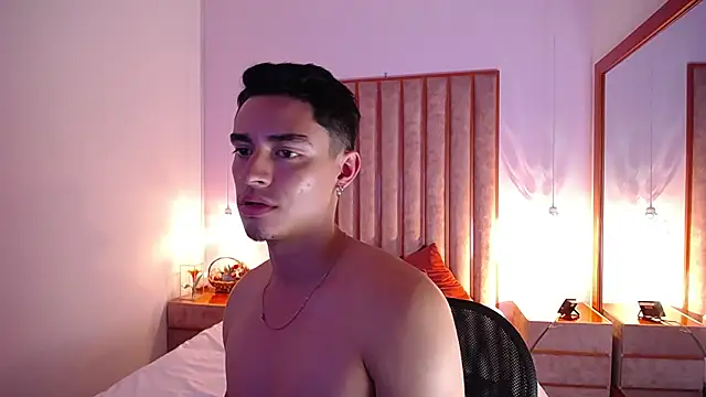 DrakeCollinss live sex cam