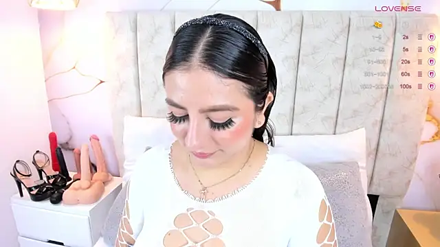 LauraSmith-01 live sex cam