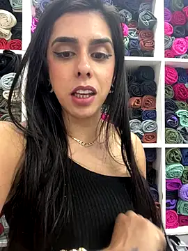 Monahliza live sex cam