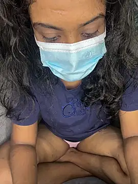 SukiyamaAsia live sex cam