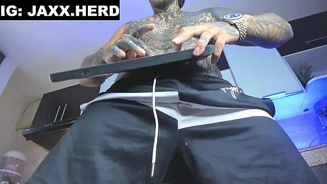 JAXXXONHERD live sex cam