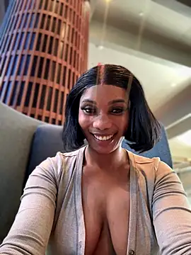 ___Nessa live sex cam