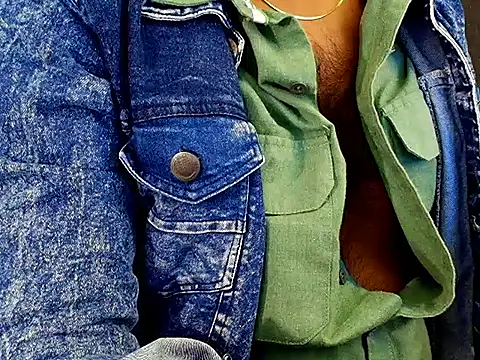 RuvoxXneXo live sex cam