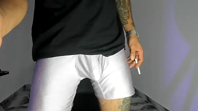 mikee_scooth live sex cam