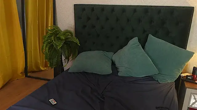 VitoriaCarusso live sex cam